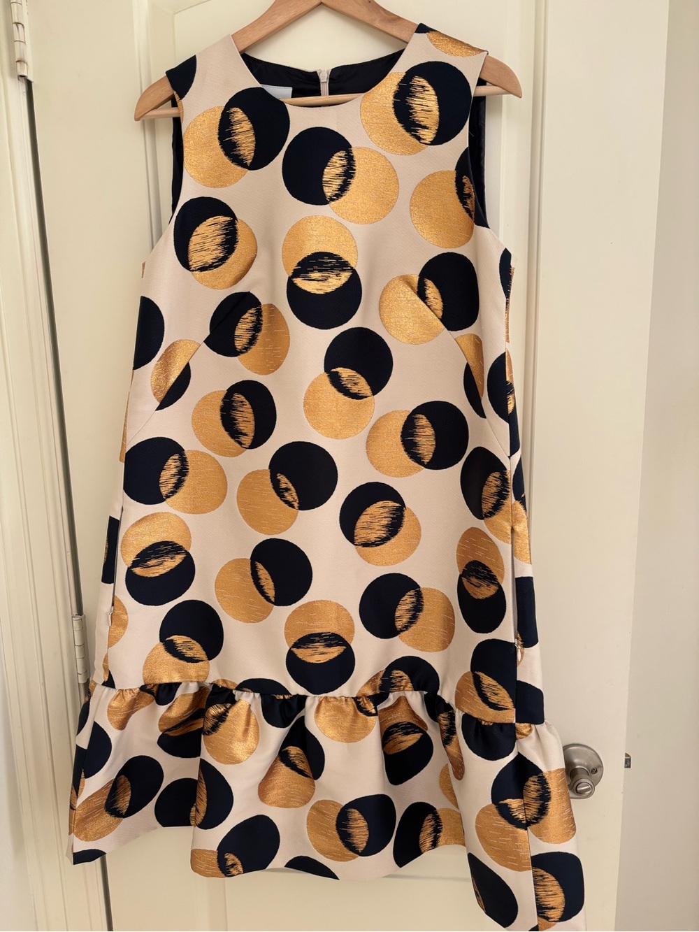 NWT Akris Punto Sake Gold Navy Metallic Dot Jacquard Flounce Shift Dress Sz 10 - Picture 2 of 6